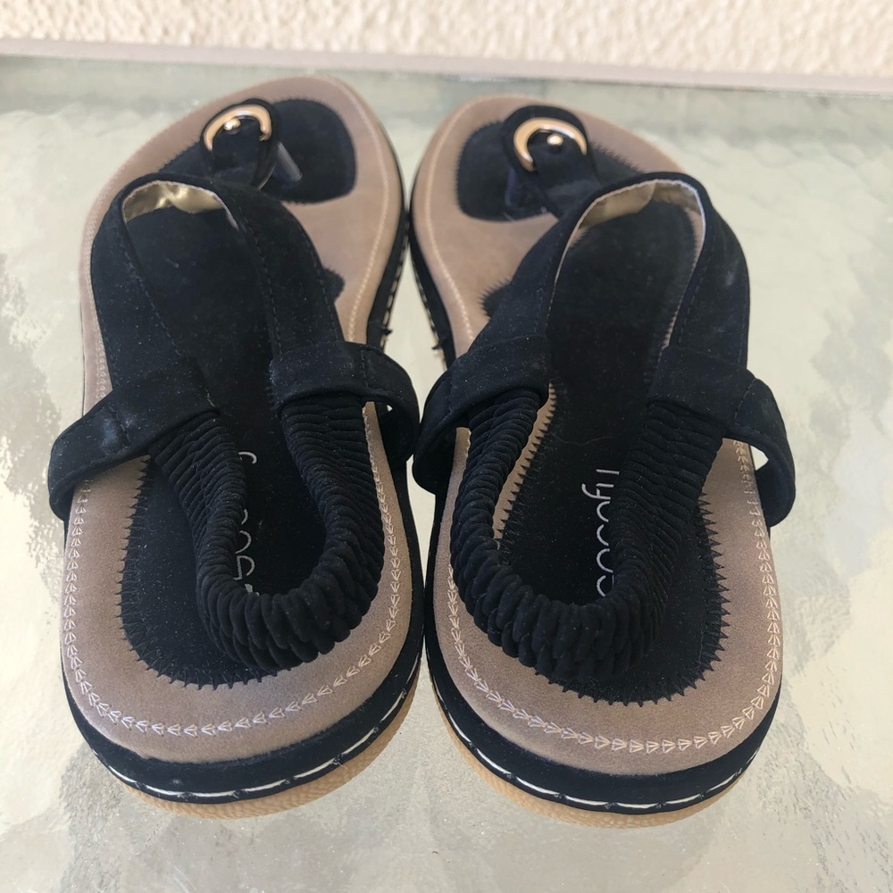 Socofy Black Suede Sandals w/ gold hardware - Picture 3 of 10